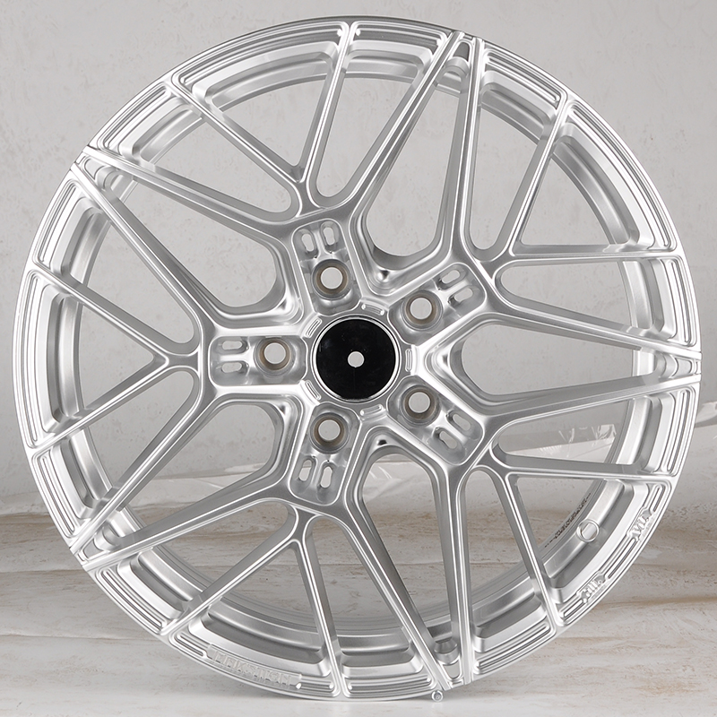 Литые диски Makstton MST FISSION 718 7.5/17 5x114.3 ET35 d73.1 HYPER SILVERMILLING LETTER