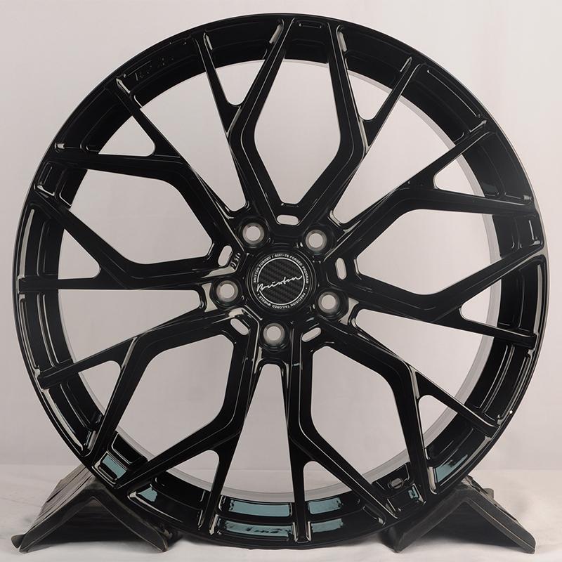 Литые диски RGW Wheels RGW1537 8.5/20 5x114.3 ET40 d67.1 GLOSS BLACK
