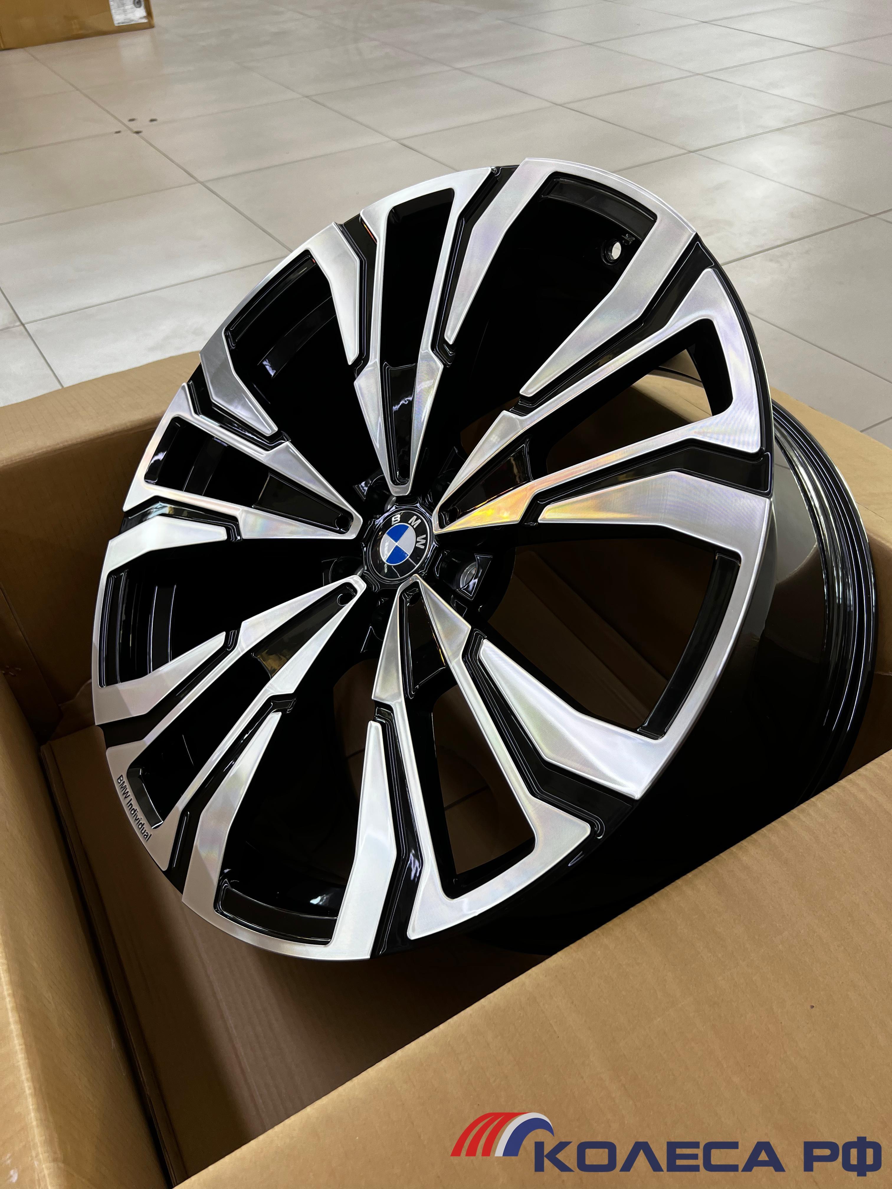Литые диски Sst 0175 10.5/22 5x112 ET38 d66.5 MB
