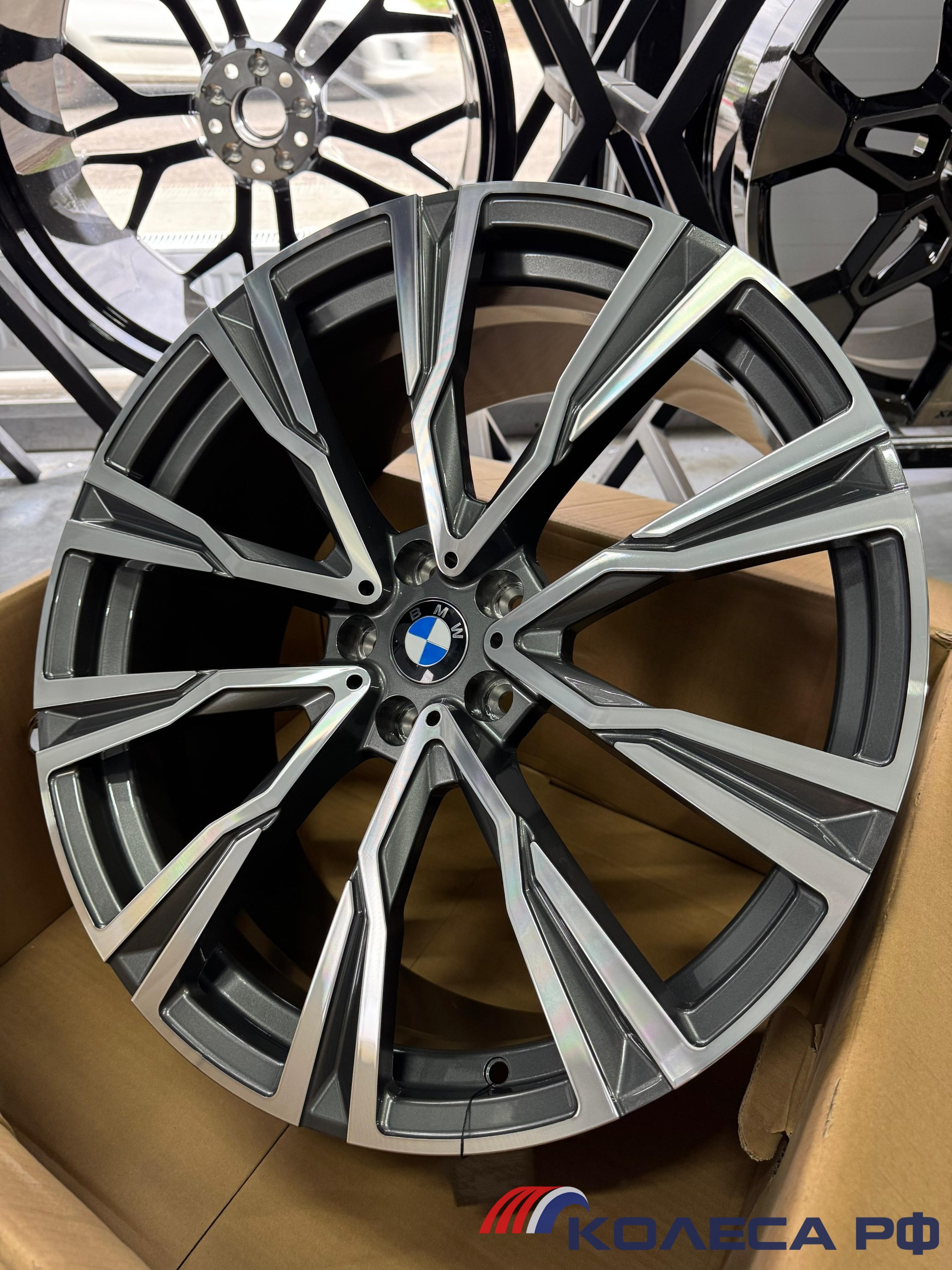 Литые диски Ff D1130 9/19 5x112 ET40 d66.6 MG