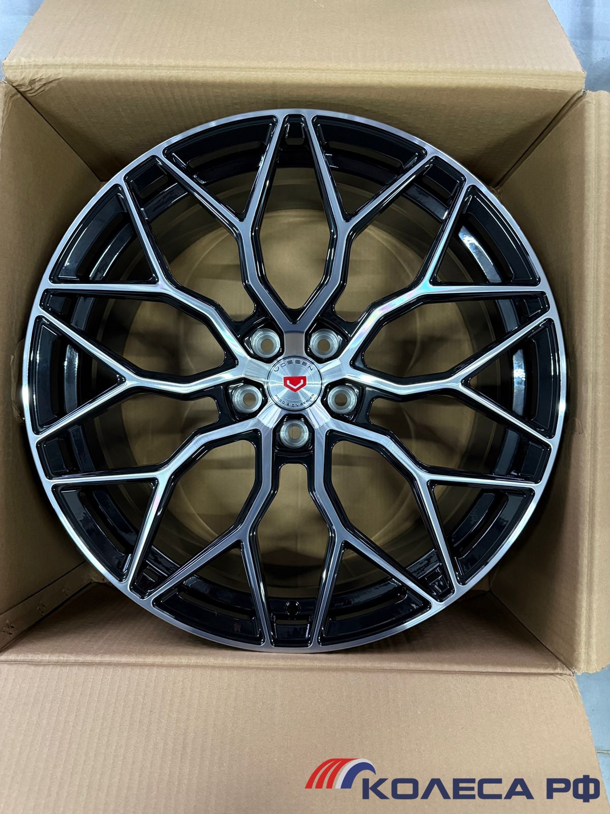 Литые диски Ff F1322 9/20 5x120 ET40 d72.6 MB