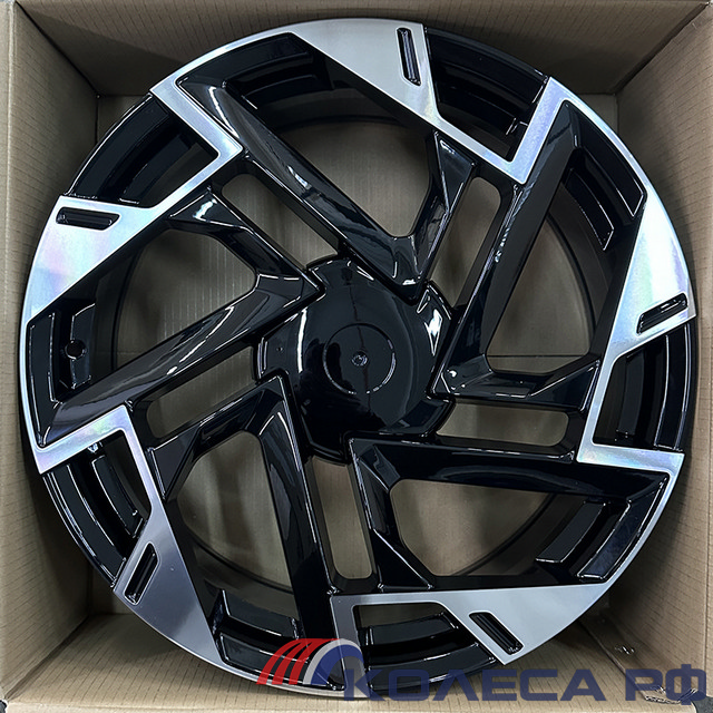 Литые диски Powcan BK1223 7.5/18 5x114.3 ET51 d67.1 BKF