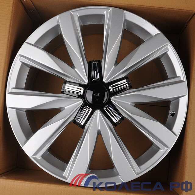 Литые диски Powcan для ARO BK5330 8/18 5x120 ET50 d65.1 SILVER