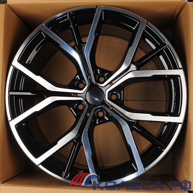 Литые диски Powcan для BMW Y1171 9/19 5x112 ET44 d66.6 BKF